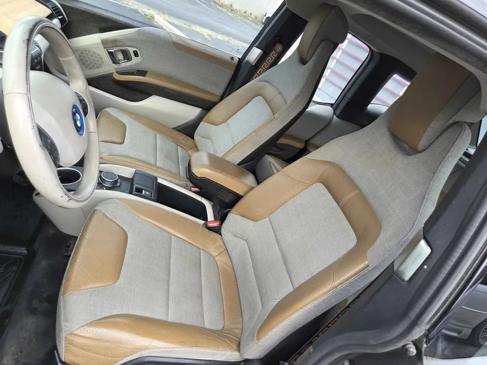 2015 BMW i3 - Image 15 of 17