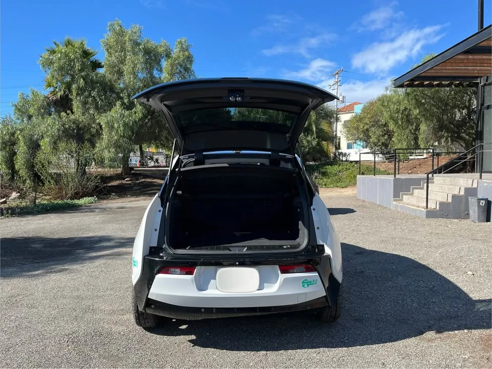 2015 BMW i3 - Image 8 of 17
