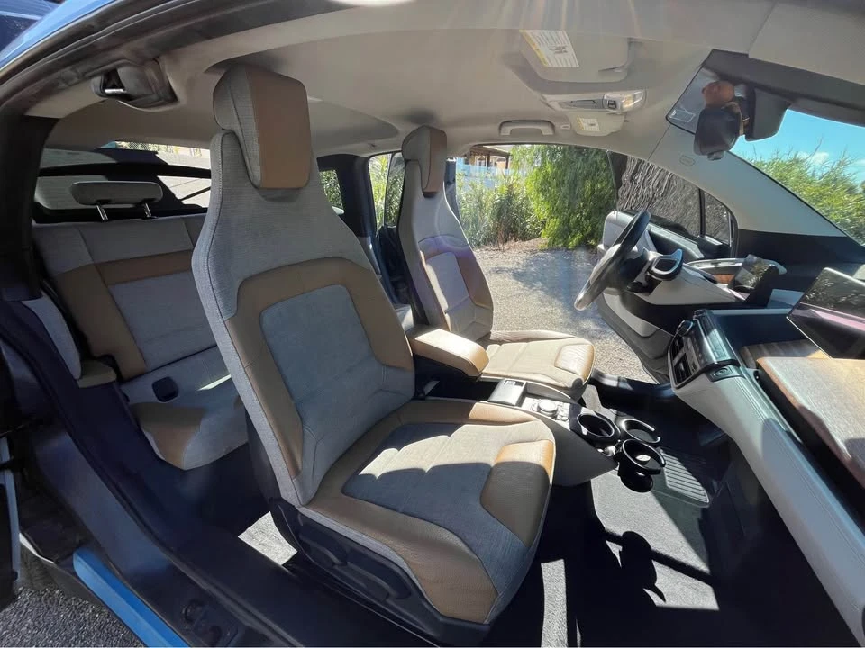 2015 BMW i3 - Image 13 of 17