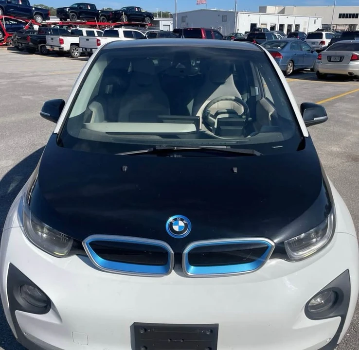 2015 BMW i3 - Image 4 of 13