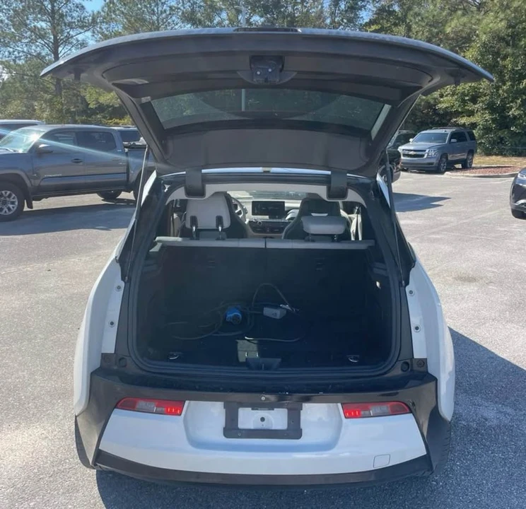 2015 BMW i3 - Image 13 of 13