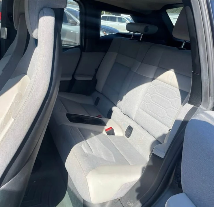 2015 BMW i3 - Image 8 of 13