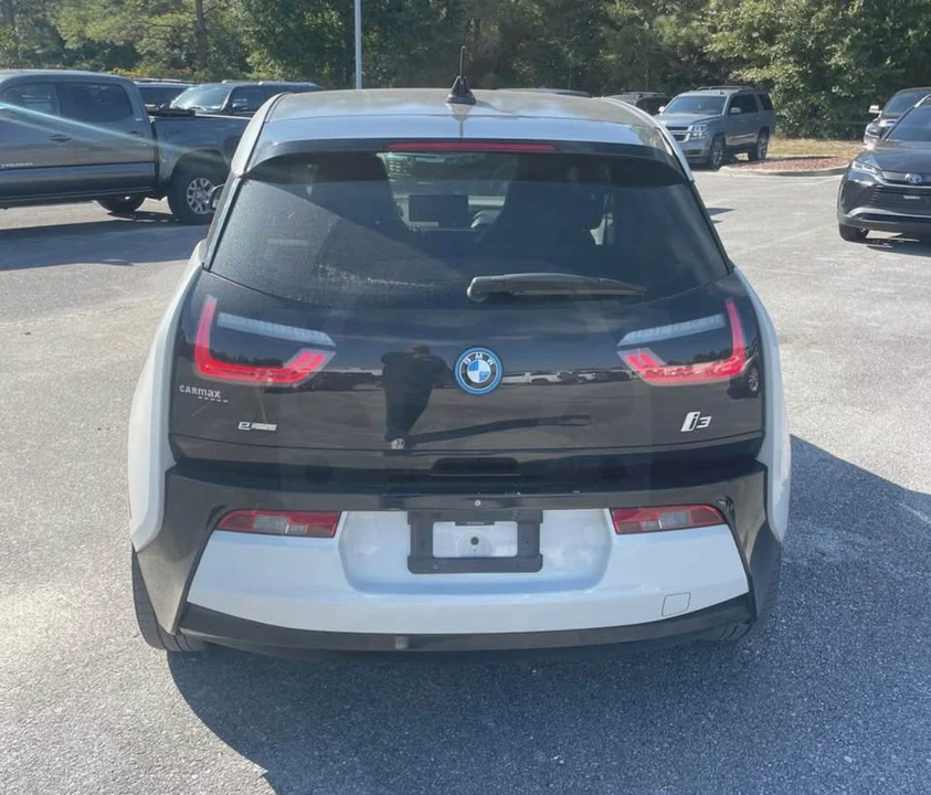2015 BMW i3 - Image 5 of 13