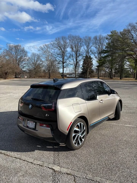 2015 BMW i3 - Image 2 of 20