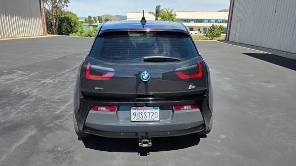2015 BMW i3 - Image 4 of 21