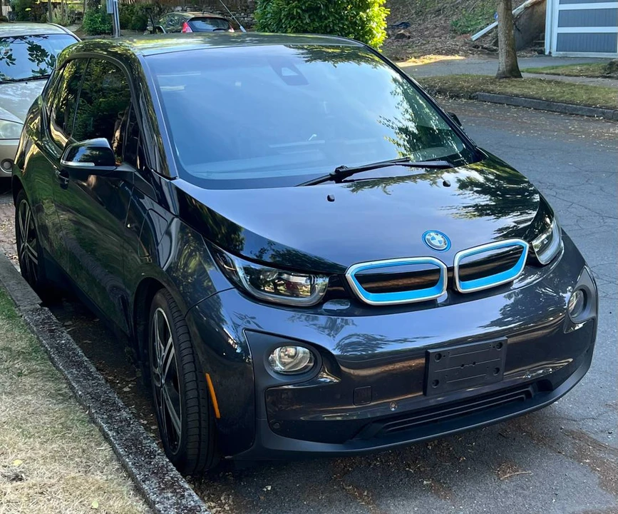 2015 BMW i3 - Image 2 of 9