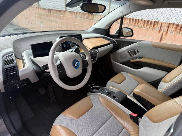 2015 BMW i3 - Image 8 of 10