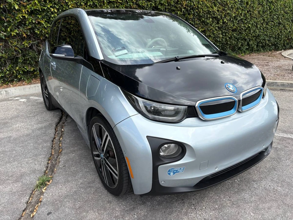 2015 BMW i3 - Image 3 of 10