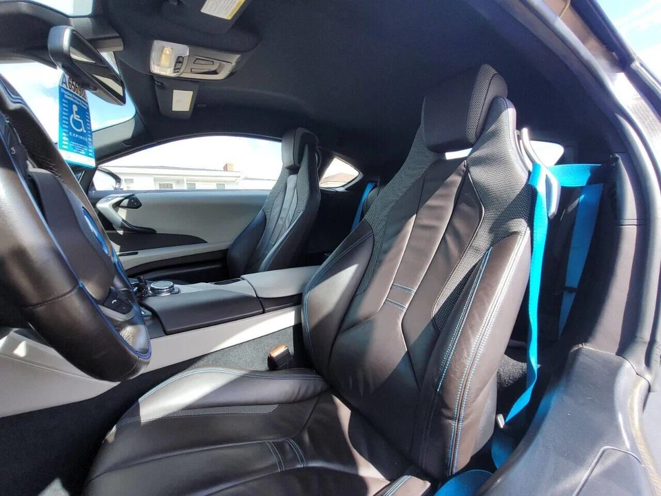 2015 BMW i8 - Image 16 of 30