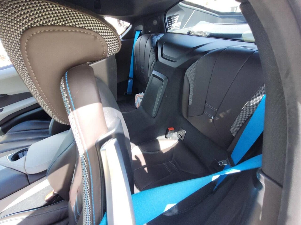 2015 BMW i8 - Image 17 of 30