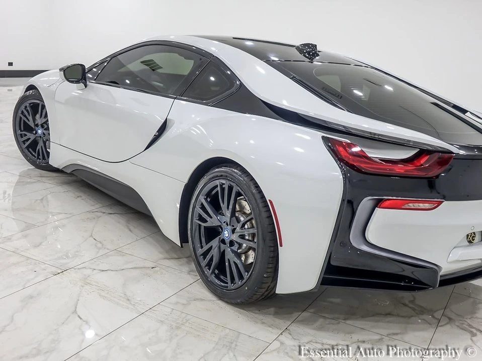 2015 BMW i8 - Image 6 of 20