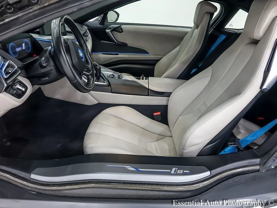 2015 BMW i8 - Image 5 of 20