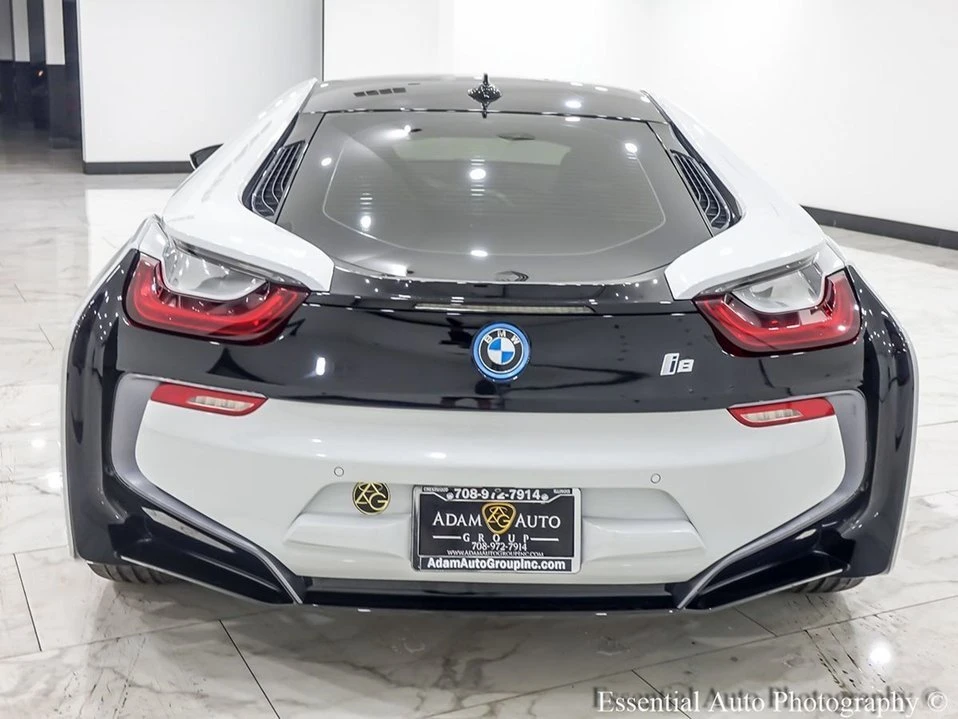 2015 BMW i8 - Image 11 of 20