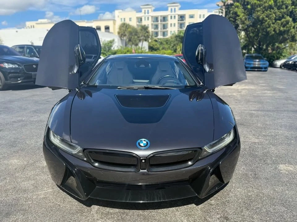 2015 BMW i8 - Image 6 of 12