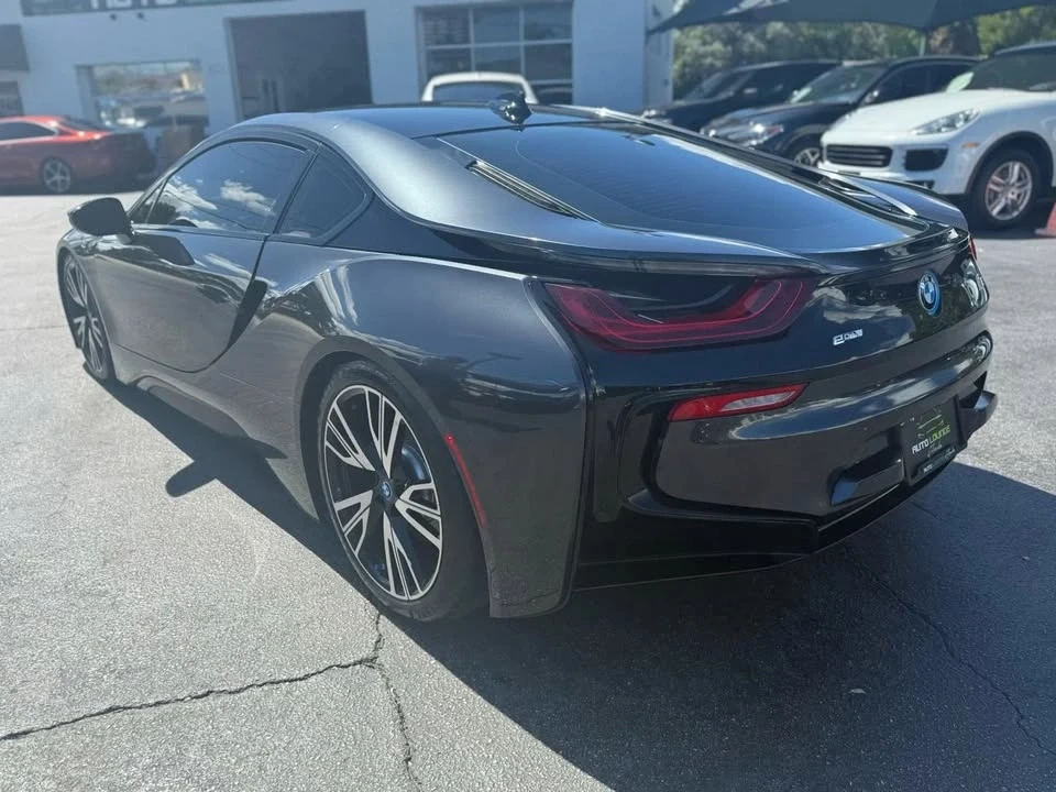 2015 BMW i8 - Image 3 of 12