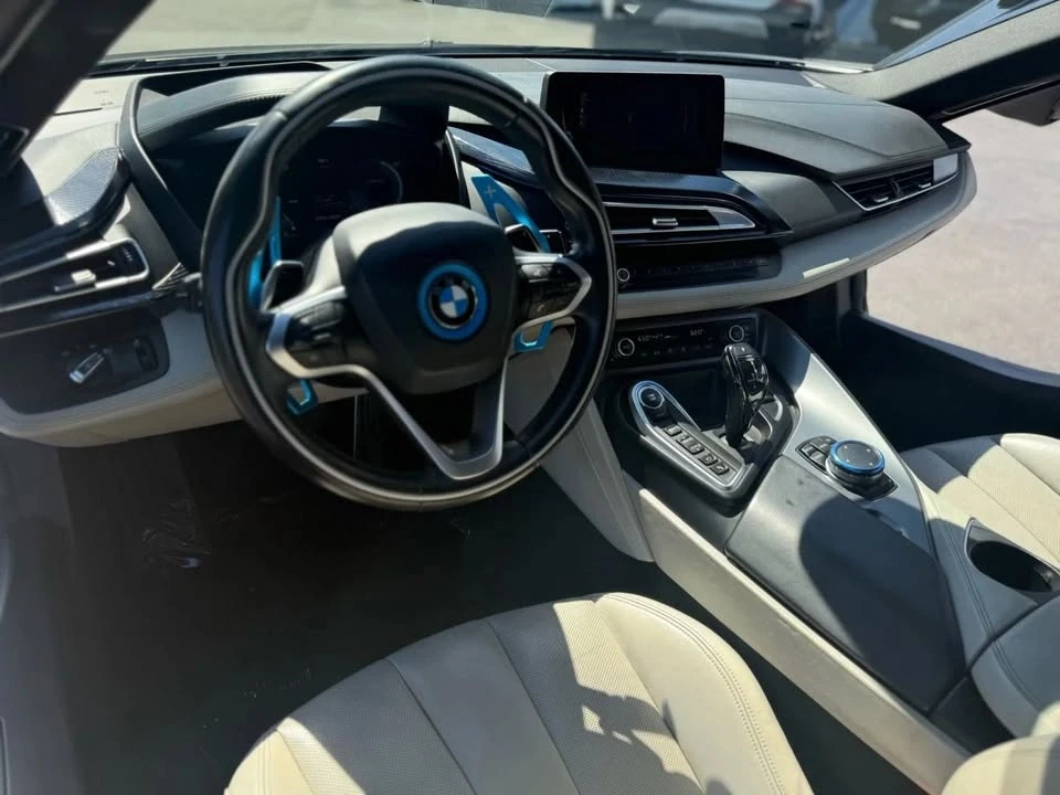 2015 BMW i8 - Image 7 of 12