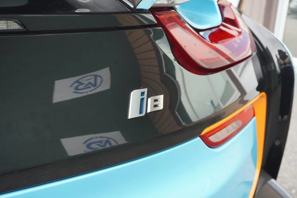 2015 BMW i8 - Image 8 of 19