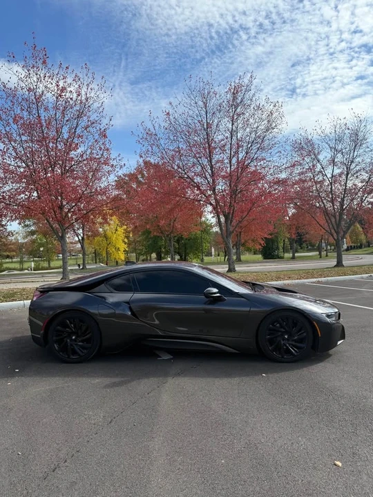 2015 BMW i8 - Image 4 of 16