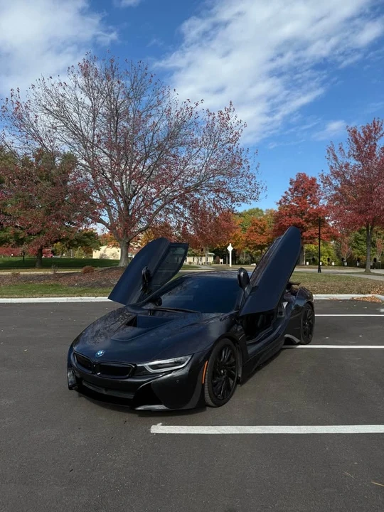 2015 BMW i8 - Image 16 of 16
