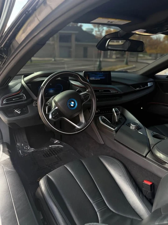 2015 BMW i8 - Image 8 of 16