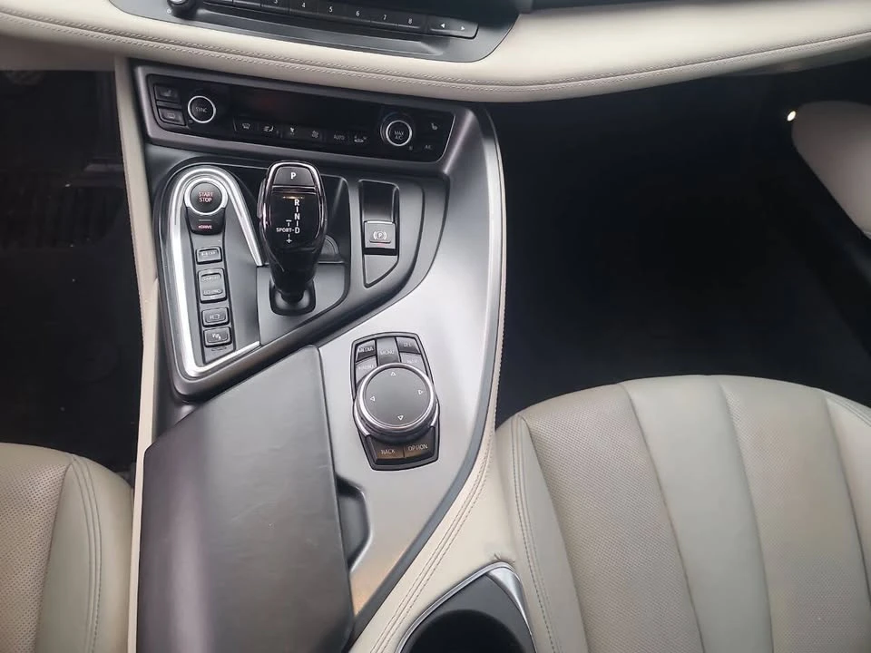 2015 BMW i8 - Image 18 of 20