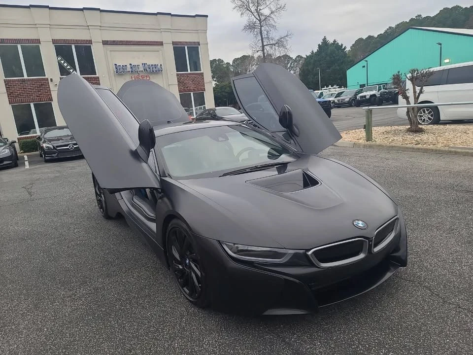 2015 BMW i8 - Image 9 of 20