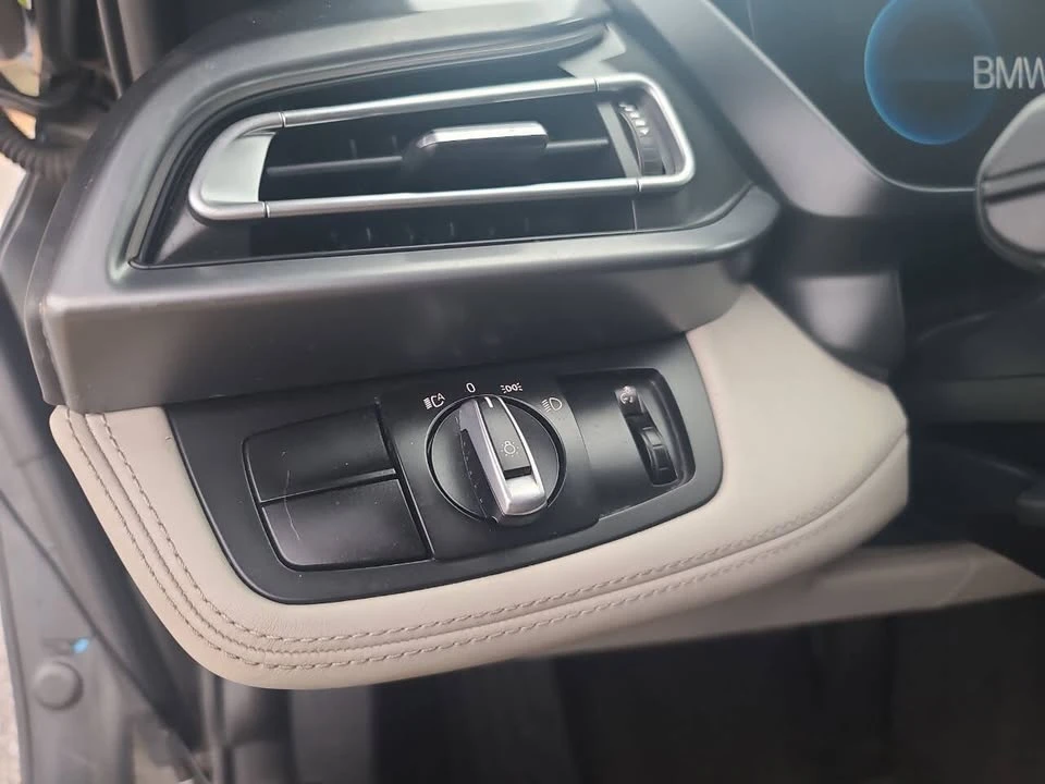 2015 BMW i8 - Image 20 of 20