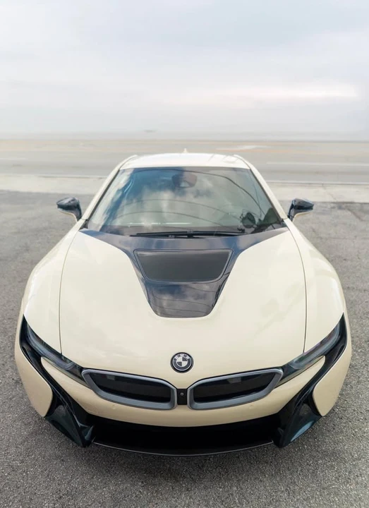 2015 BMW i8 - Image 7 of 8