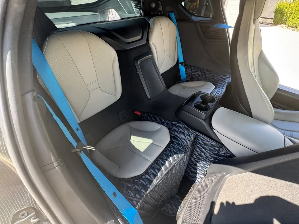 2015 BMW i8 - Image 10 of 11