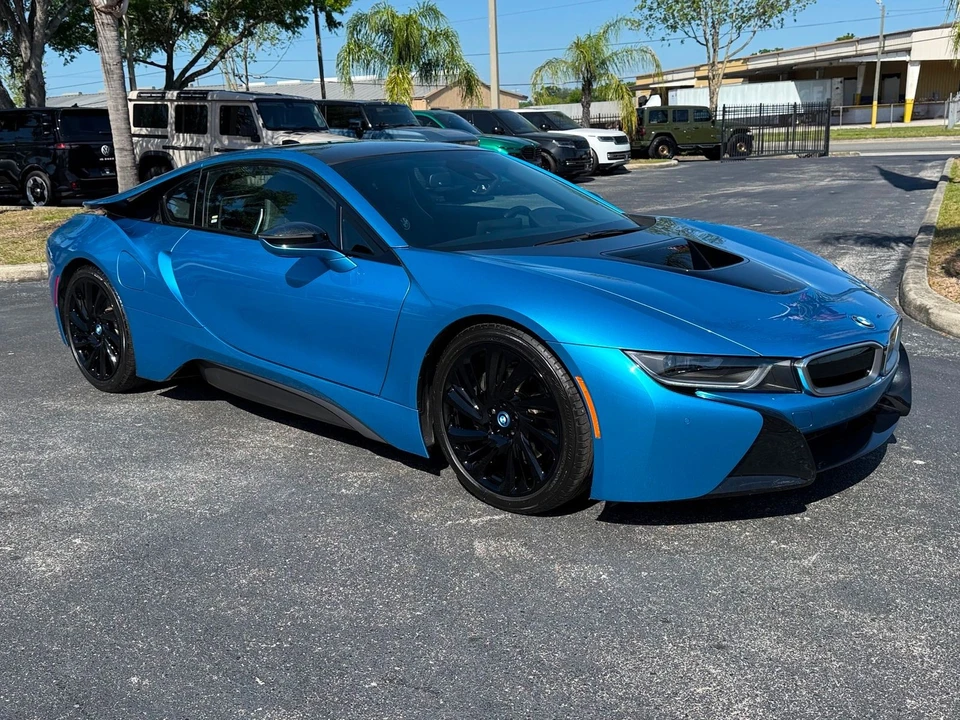 2015 BMW i8 - Image 5 of 12