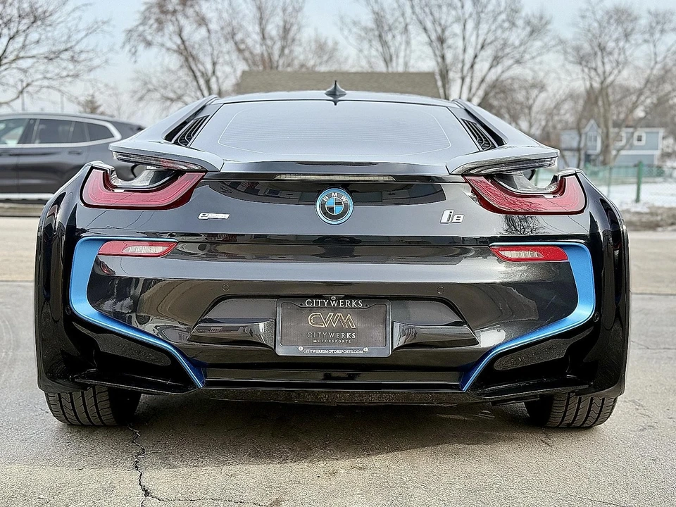 2015 BMW i8 - Image 8 of 21