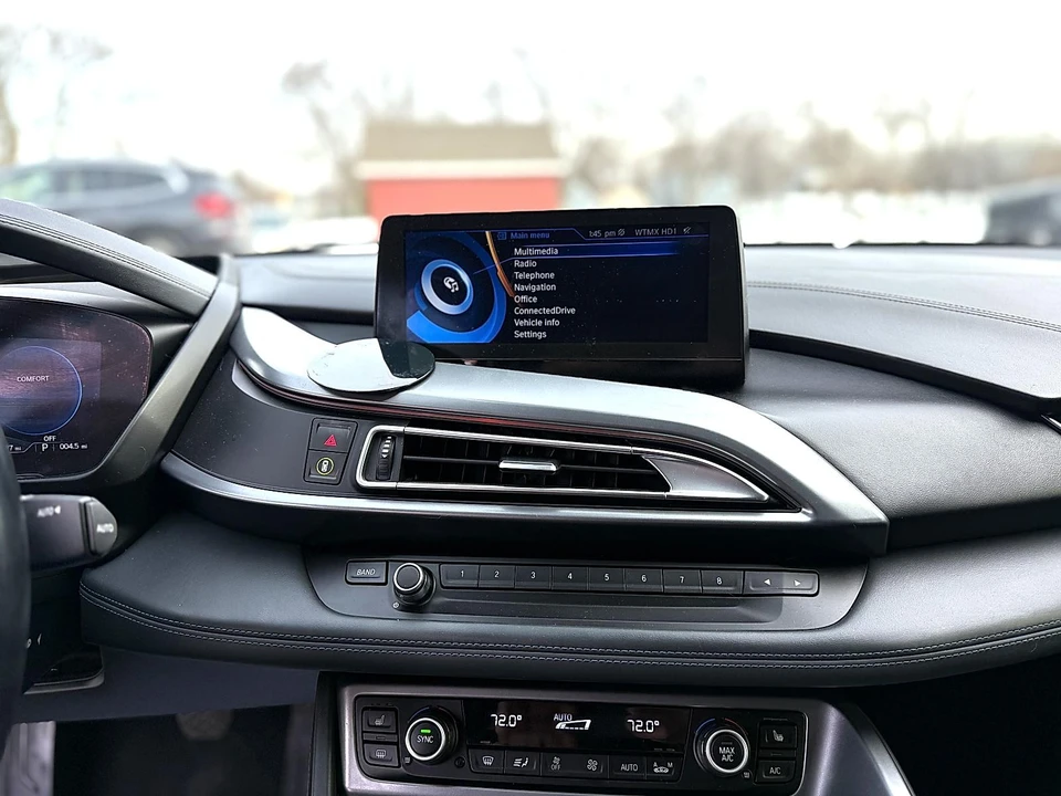 2015 BMW i8 - Image 21 of 21