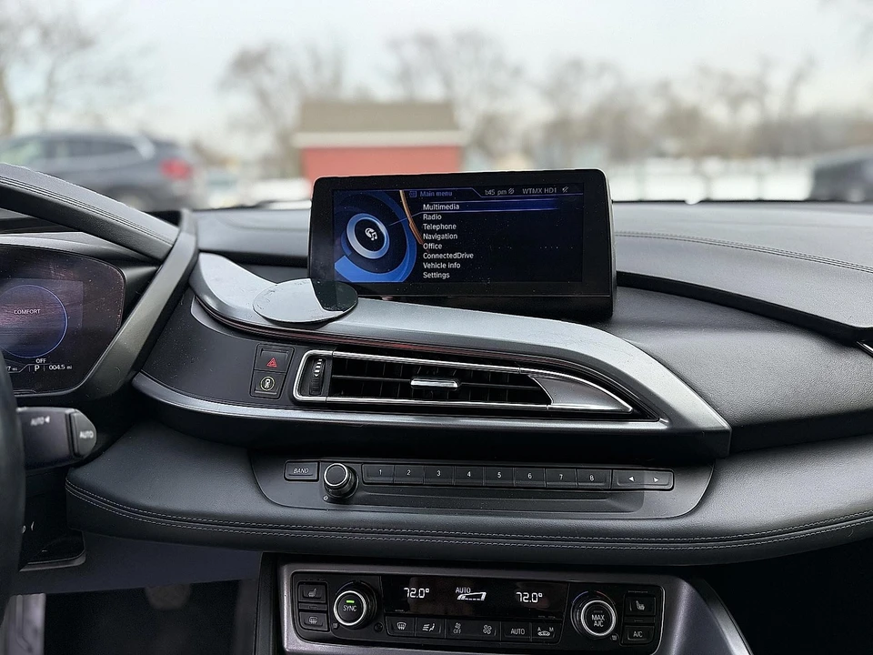 2015 BMW i8 - Image 21 of 21