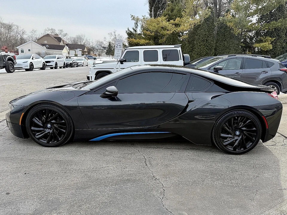 2015 BMW i8 - Image 4 of 21