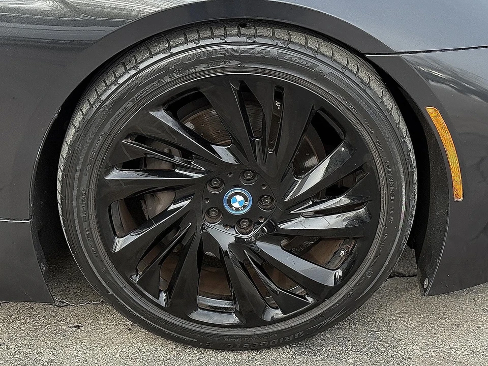 2015 BMW i8 - Image 10 of 21