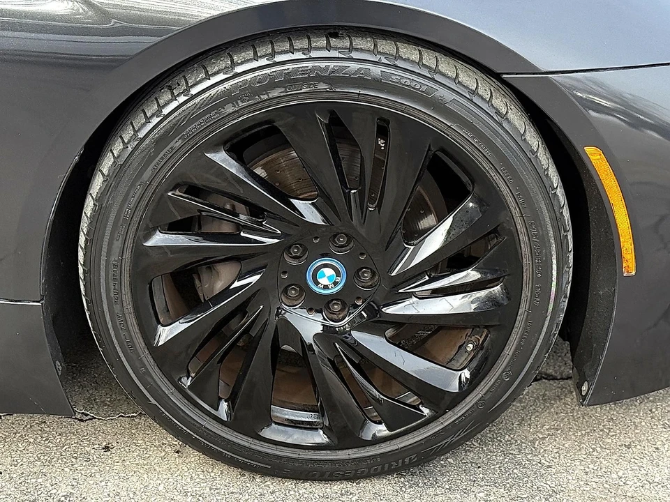 2015 BMW i8 - Image 10 of 21
