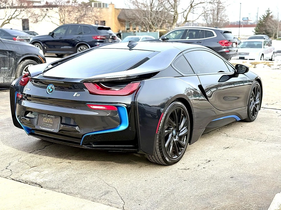 2015 BMW i8 - Image 7 of 21