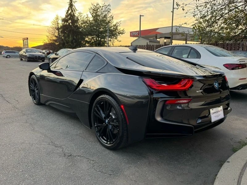 2015 BMW i8 - Image 8 of 12