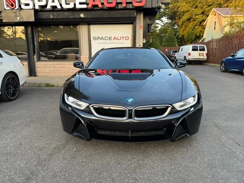 2015 BMW i8 - Image 4 of 12