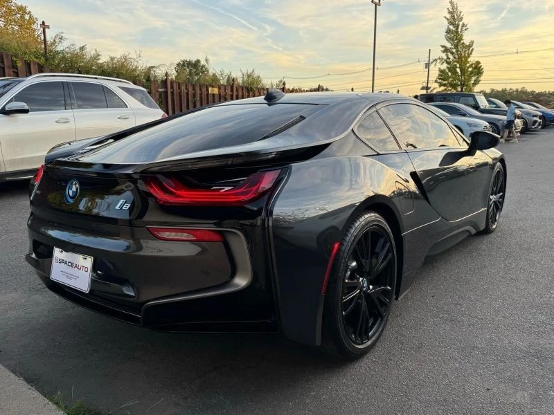 2015 BMW i8 - Image 6 of 12