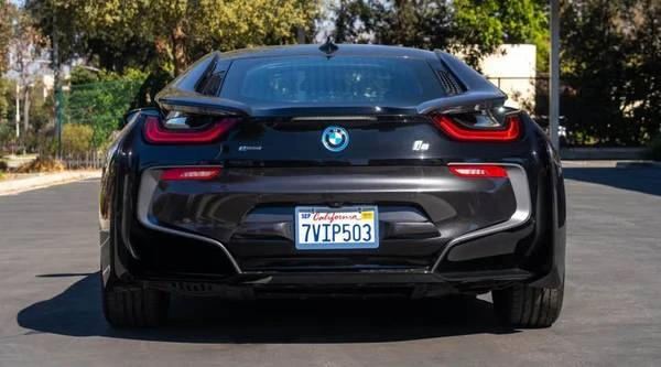 2015 BMW i8 - Image 8 of 18