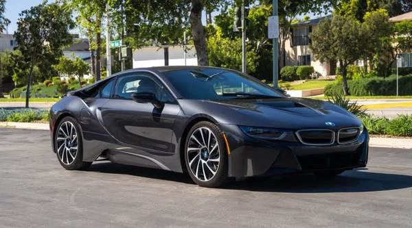 2015 BMW i8 - Image 5 of 18