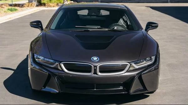 2015 BMW i8 - Image 3 of 18