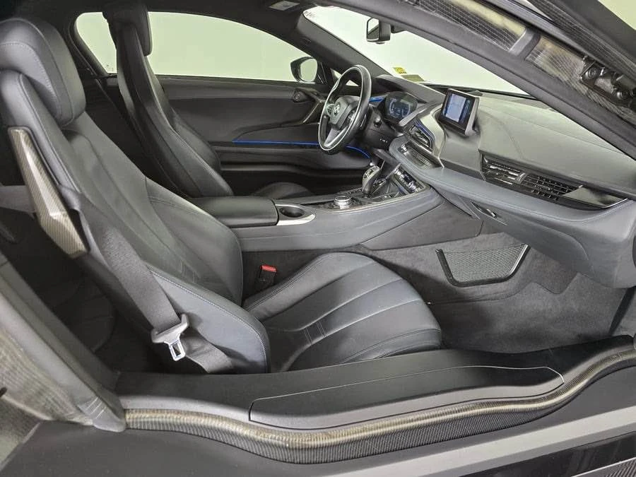 2015 BMW i8 - Image 13 of 13