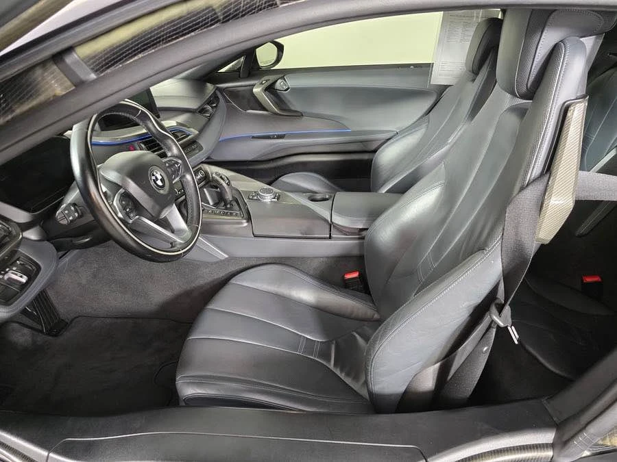 2015 BMW i8 - Image 5 of 13