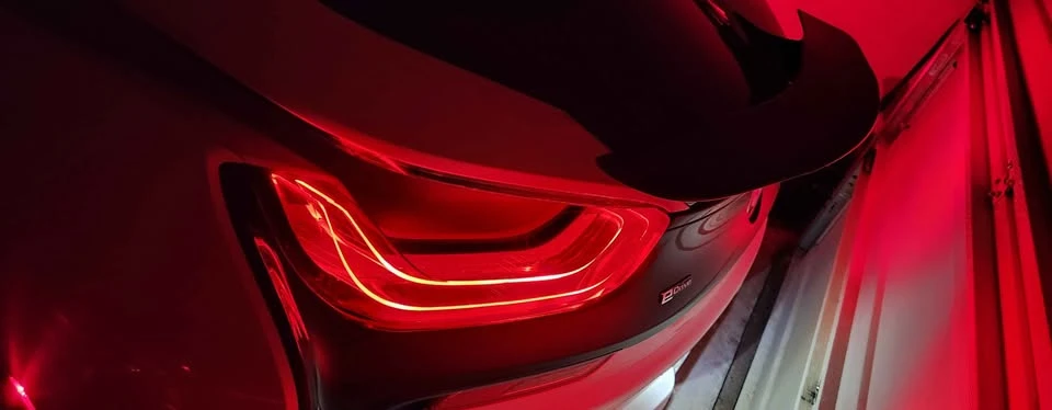 2015 BMW i8 - Image 16 of 17