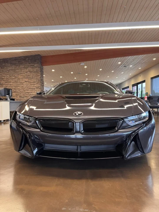 2015 BMW i8 - Image 6 of 9