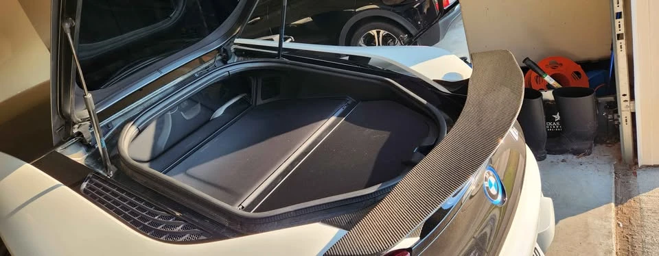2015 BMW i8 - Image 7 of 17