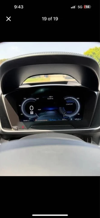 2015 BMW i8 - Image 14 of 19