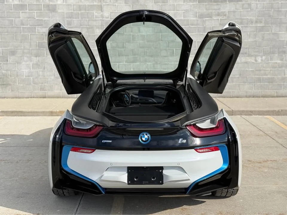 2015 BMW i8 - Image 7 of 18